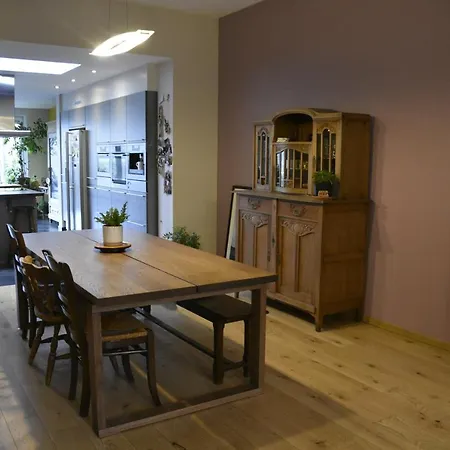 Homestay Privee Dans Une Jolie Maison Proche De La Gare Verviers